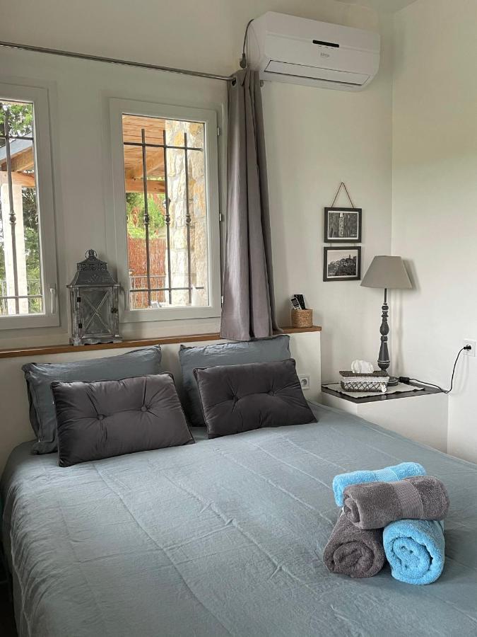 Au Pied Des Baous Bed & Breakfast Vence Eksteriør bilde